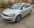 Серый Фольксваген Гольф Плюс, объемом двигателя 1.6 л и пробегом 305 тыс. км за 7600 $, фото 1 на Automoto.ua