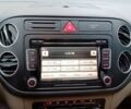 Серый Фольксваген Гольф Плюс, объемом двигателя 1.4 л и пробегом 200 тыс. км за 7500 $, фото 17 на Automoto.ua