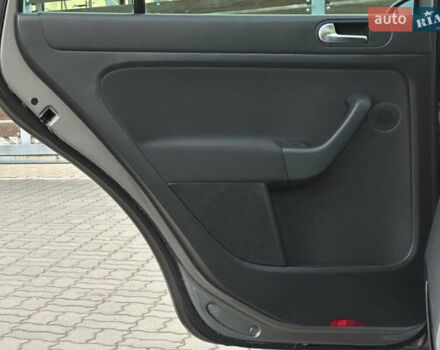 Сірий Фольксваген Golf Plus, об'ємом двигуна 1.4 л та пробігом 228 тис. км за 8999 $, фото 77 на Automoto.ua