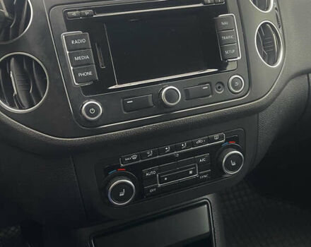 Серый Фольксваген Гольф Плюс, объемом двигателя 1.6 л и пробегом 281 тыс. км за 8400 $, фото 6 на Automoto.ua