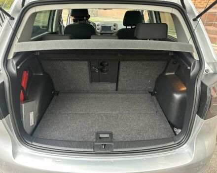 Серый Фольксваген Гольф Плюс, объемом двигателя 1.6 л и пробегом 245 тыс. км за 10200 $, фото 8 на Automoto.ua