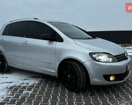 Серый Фольксваген Гольф Плюс, объемом двигателя 1.6 л и пробегом 290 тыс. км за 5900 $, фото 14 на Automoto.ua