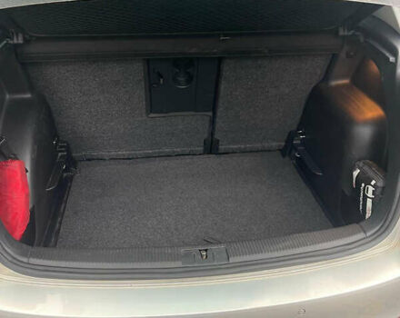 Серый Фольксваген Гольф Плюс, объемом двигателя 1.6 л и пробегом 281 тыс. км за 8400 $, фото 9 на Automoto.ua