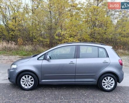 Серый Фольксваген Гольф Плюс, объемом двигателя 1.4 л и пробегом 200 тыс. км за 11650 $, фото 5 на Automoto.ua