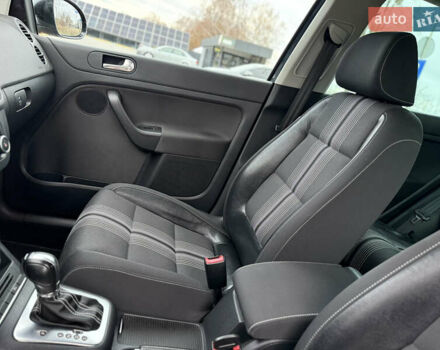 Сірий Фольксваген Golf Plus, об'ємом двигуна 1.4 л та пробігом 194 тис. км за 9700 $, фото 54 на Automoto.ua