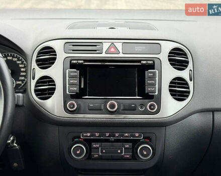 Сірий Фольксваген Golf Plus, об'ємом двигуна 1.4 л та пробігом 194 тис. км за 9700 $, фото 40 на Automoto.ua