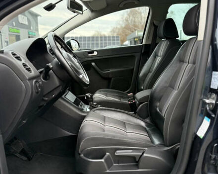 Сірий Фольксваген Golf Plus, об'ємом двигуна 1.4 л та пробігом 194 тис. км за 9700 $, фото 48 на Automoto.ua