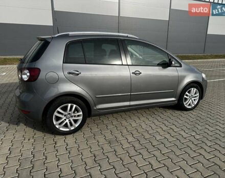 Сірий Фольксваген Golf Plus, об'ємом двигуна 1.6 л та пробігом 261 тис. км за 9150 $, фото 10 на Automoto.ua
