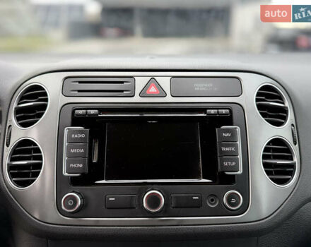 Сірий Фольксваген Golf Plus, об'ємом двигуна 1.4 л та пробігом 194 тис. км за 9700 $, фото 64 на Automoto.ua