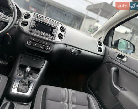 Сірий Фольксваген Golf Plus, об'ємом двигуна 1.4 л та пробігом 194 тис. км за 9700 $, фото 38 на Automoto.ua