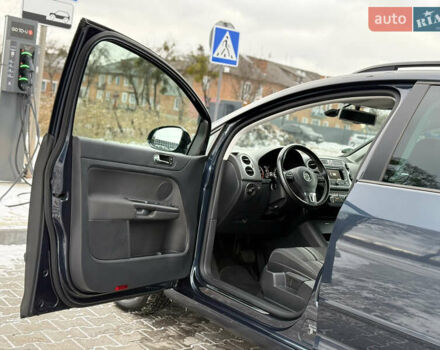 Сірий Фольксваген Golf Plus, об'ємом двигуна 1.4 л та пробігом 194 тис. км за 9000 $, фото 48 на Automoto.ua