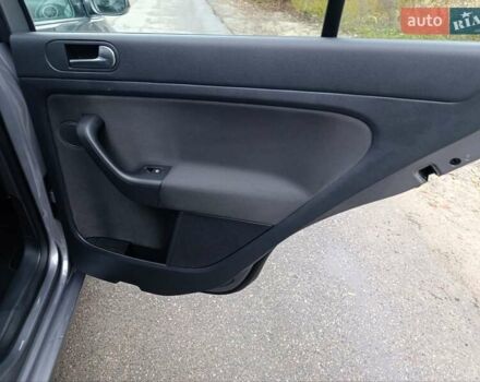 Серый Фольксваген Гольф Плюс, объемом двигателя 1.4 л и пробегом 200 тыс. км за 11650 $, фото 31 на Automoto.ua