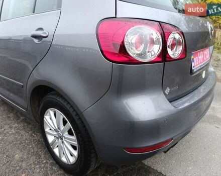 Серый Фольксваген Гольф Плюс, объемом двигателя 1.4 л и пробегом 200 тыс. км за 11650 $, фото 17 на Automoto.ua