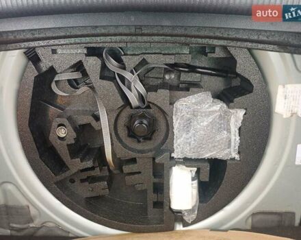 Серый Фольксваген Гольф Плюс, объемом двигателя 1.6 л и пробегом 273 тыс. км за 9200 $, фото 11 на Automoto.ua