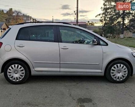Серый Фольксваген Гольф Плюс, объемом двигателя 1.4 л и пробегом 200 тыс. км за 9499 $, фото 2 на Automoto.ua