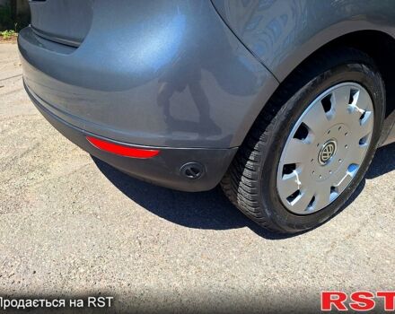 Серый Фольксваген Гольф Плюс, объемом двигателя 1.4 л и пробегом 268 тыс. км за 5999 $, фото 3 на Automoto.ua