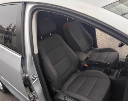 Фольксваген Гольф Плюс 2005 в Луцке на Automoto.ua Серый Фольксваген Гольф Плюс, объемом двигателя 1.6 л и пробегом 235 тыс. км за 4700 $, фото 6 на Automoto.ua