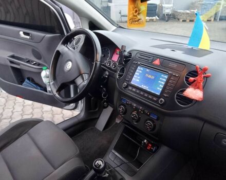 Фольксваген Гольф Плюс 2005 в Луцке на Automoto.ua Серый Фольксваген Гольф Плюс, объемом двигателя 1.6 л и пробегом 235 тыс. км за 4700 $, фото 3 на Automoto.ua