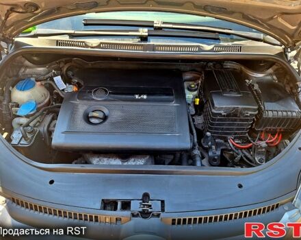 Серый Фольксваген Гольф Плюс, объемом двигателя 1.4 л и пробегом 268 тыс. км за 5999 $, фото 7 на Automoto.ua