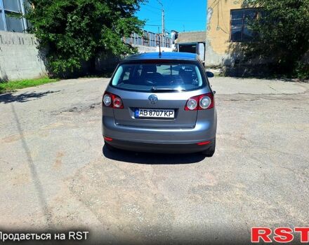 Серый Фольксваген Гольф Плюс, объемом двигателя 1.4 л и пробегом 268 тыс. км за 5999 $, фото 2 на Automoto.ua