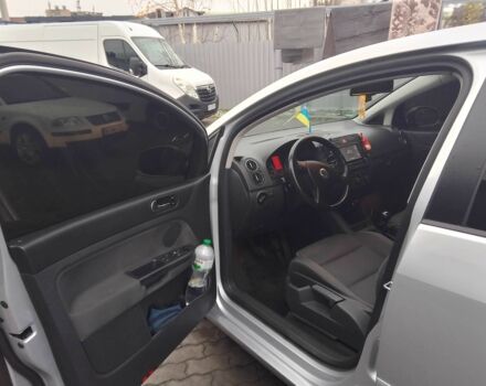 Фольксваген Гольф Плюс 2005 в Луцке на Automoto.ua Серый Фольксваген Гольф Плюс, объемом двигателя 1.6 л и пробегом 235 тыс. км за 4700 $, фото 2 на Automoto.ua