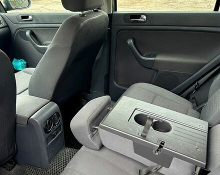 Фольксваген Гольф Плюс 2005 в Тернополе на Automoto.ua Серый Фольксваген Гольф Плюс, объемом двигателя 1.6 л и пробегом 206 тыс. км за 5600 $, фото 8 на Automoto.ua