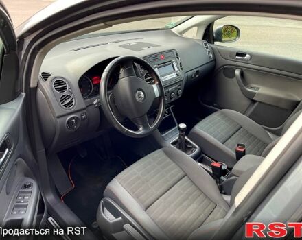 Серый Фольксваген Гольф Плюс, объемом двигателя 1.6 л и пробегом 208 тыс. км за 6600 $, фото 10 на Automoto.ua