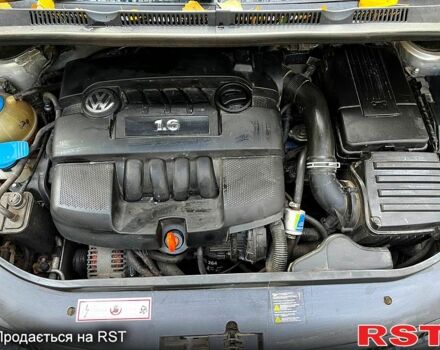 Фольксваген Гольф Плюс 2006 в Лебедине на Automoto.ua Серый Фольксваген Гольф Плюс, объемом двигателя 1.6 л и пробегом 333 тыс. км за 5650 $, фото 4 на Automoto.ua