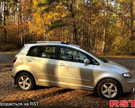 Фольксваген Гольф Плюс 2006 в Лебедине на Automoto.ua Серый Фольксваген Гольф Плюс, объемом двигателя 1.6 л и пробегом 333 тыс. км за 5650 $, фото 2 на Automoto.ua