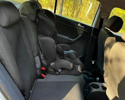 Фольксваген Гольф Плюс 2006 в Лебедине на Automoto.ua Серый Фольксваген Гольф Плюс, объемом двигателя 1.6 л и пробегом 333 тыс. км за 5650 $, фото 8 на Automoto.ua