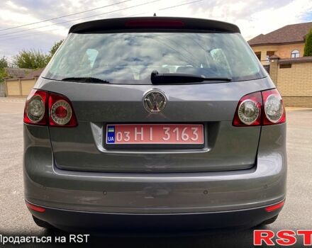 Серый Фольксваген Гольф Плюс, объемом двигателя 1.6 л и пробегом 208 тыс. км за 6600 $, фото 8 на Automoto.ua