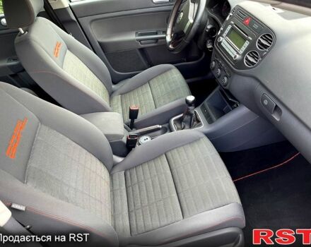 Серый Фольксваген Гольф Плюс, объемом двигателя 1.6 л и пробегом 208 тыс. км за 6600 $, фото 9 на Automoto.ua