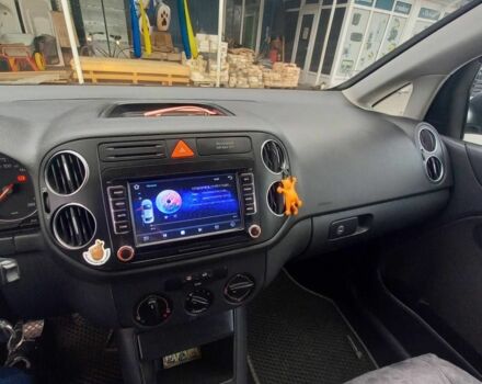 Сірий Фольксваген Golf Plus, об'ємом двигуна 1.6 л та пробігом 267 тис. км за 6300 $, фото 3 на Automoto.ua