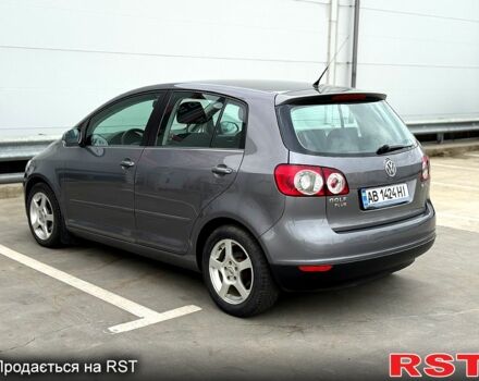 Серый Фольксваген Гольф Плюс, объемом двигателя 1.6 л и пробегом 210 тыс. км за 5500 $, фото 8 на Automoto.ua