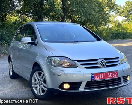 Сірий Фольксваген Golf Plus, об'ємом двигуна 1.6 л та пробігом 235 тис. км за 7200 $, фото 6 на Automoto.ua