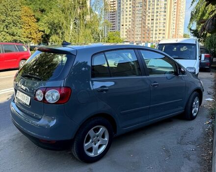 Серый Фольксваген Гольф Плюс, объемом двигателя 1.6 л и пробегом 214 тыс. км за 5500 $, фото 5 на Automoto.ua