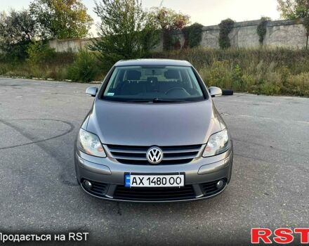 Сірий Фольксваген Golf Plus, об'ємом двигуна 1.6 л та пробігом 212 тис. км за 6000 $, фото 3 на Automoto.ua