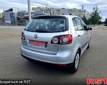 Серый Фольксваген Гольф Плюс, объемом двигателя 1.6 л и пробегом 140 тыс. км за 6750 $, фото 2 на Automoto.ua