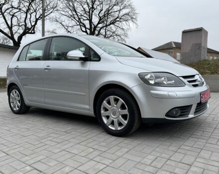 Серый Фольксваген Гольф Плюс, объемом двигателя 1.6 л и пробегом 127 тыс. км за 7550 $, фото 2 на Automoto.ua