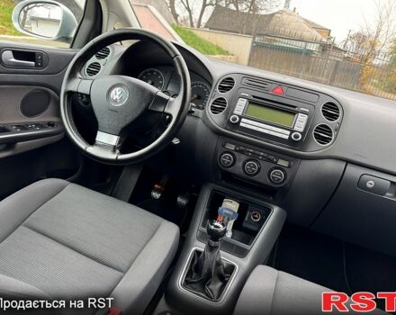Серый Фольксваген Гольф Плюс, объемом двигателя 1.6 л и пробегом 127 тыс. км за 7550 $, фото 10 на Automoto.ua