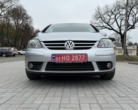 Серый Фольксваген Гольф Плюс, объемом двигателя 1.6 л и пробегом 127 тыс. км за 7550 $, фото 1 на Automoto.ua