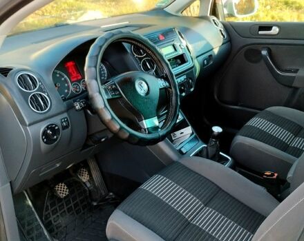 Сірий Фольксваген Golf Plus, об'ємом двигуна 1.6 л та пробігом 218 тис. км за 6700 $, фото 7 на Automoto.ua