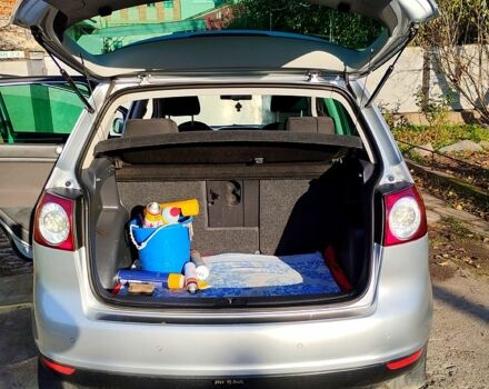 Сірий Фольксваген Golf Plus, об'ємом двигуна 1.6 л та пробігом 218 тис. км за 6700 $, фото 5 на Automoto.ua