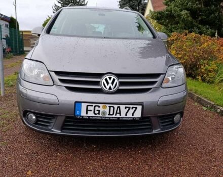 Сірий Фольксваген Golf Plus, об'ємом двигуна 2 л та пробігом 207 тис. км за 10451 $, фото 1 на Automoto.ua