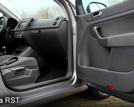 Серый Фольксваген Гольф Плюс, объемом двигателя 1.4 л и пробегом 0 тыс. км за 6700 $, фото 8 на Automoto.ua