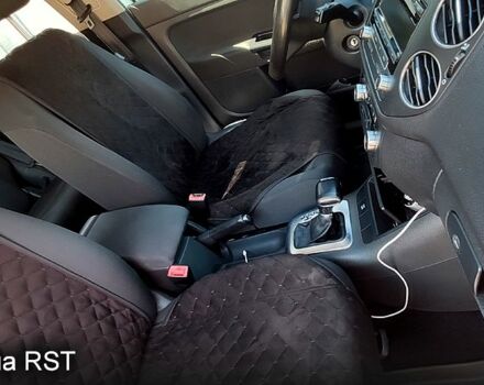 Серый Фольксваген Гольф Плюс, объемом двигателя 1.6 л и пробегом 156 тыс. км за 7500 $, фото 2 на Automoto.ua