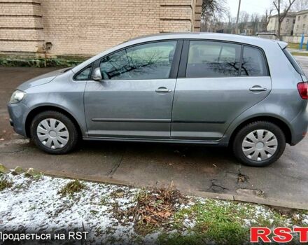 Серый Фольксваген Гольф Плюс, объемом двигателя 1.6 л и пробегом 240 тыс. км за 6200 $, фото 6 на Automoto.ua