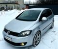 Серый Фольксваген Гольф Плюс, объемом двигателя 1.6 л и пробегом 275 тыс. км за 7500 $, фото 1 на Automoto.ua