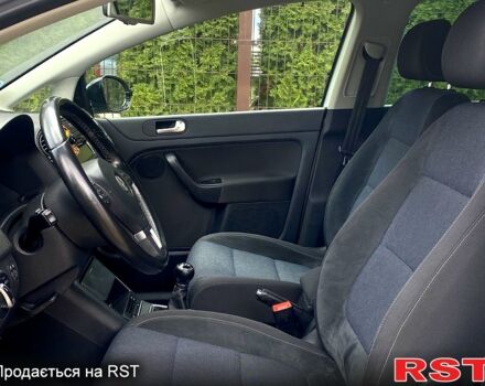 Сірий Фольксваген Golf Plus, об'ємом двигуна 1.4 л та пробігом 156 тис. км за 7300 $, фото 8 на Automoto.ua