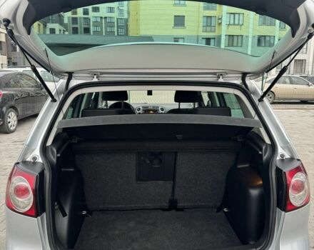 Сірий Фольксваген Golf Plus, об'ємом двигуна 1.6 л та пробігом 270 тис. км за 7150 $, фото 3 на Automoto.ua